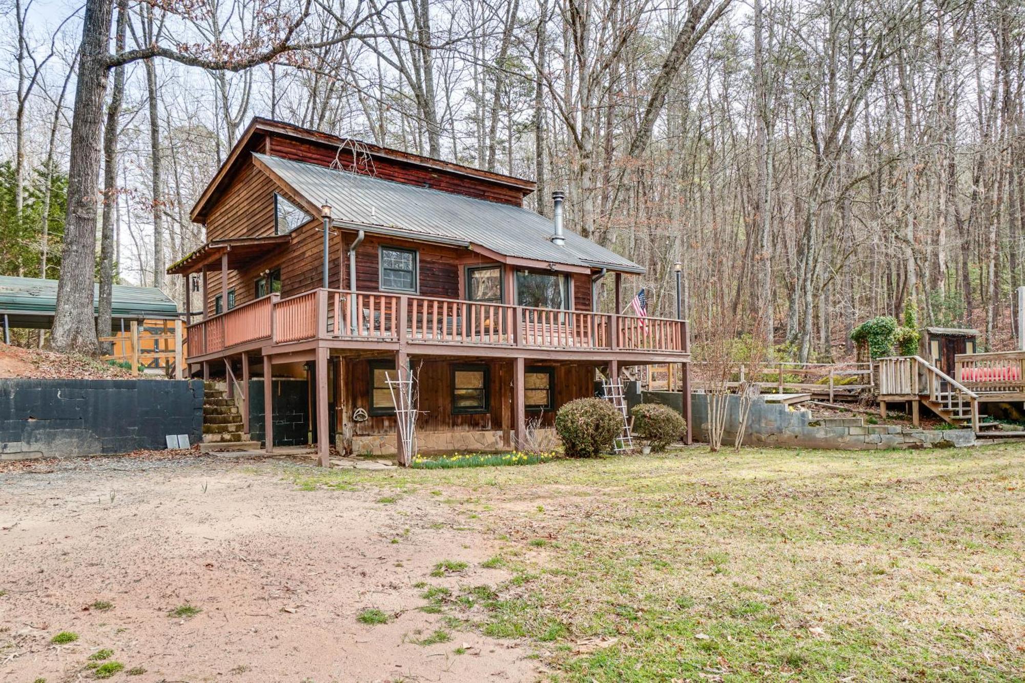 Charming Cabin With Fire Pit And Decks About 7 Mi To Helen Sautee Nacoochee Dış mekan fotoğraf